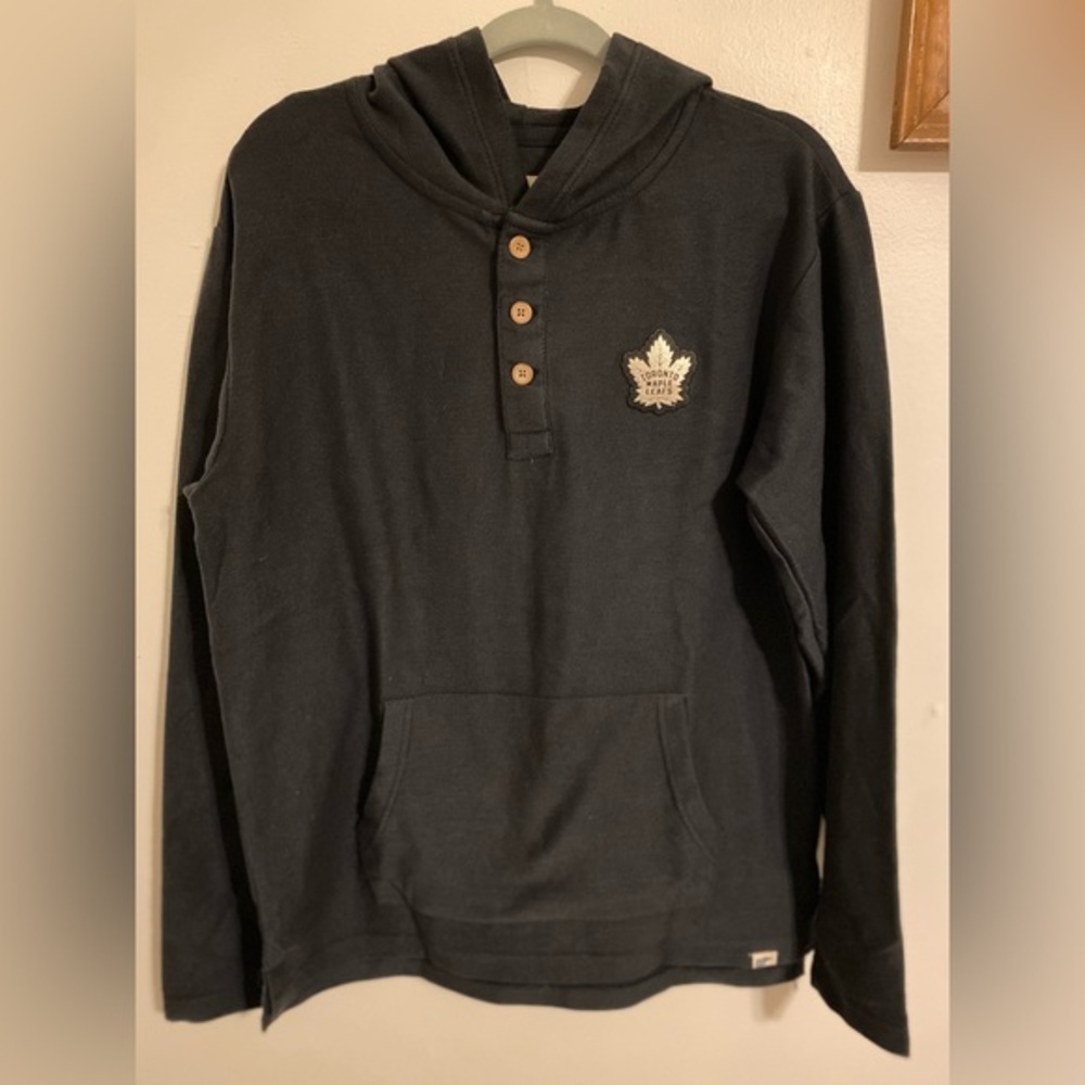 Blue 84 Black Men’s Hoodie with Maple Leaf Patch Sweatshirt